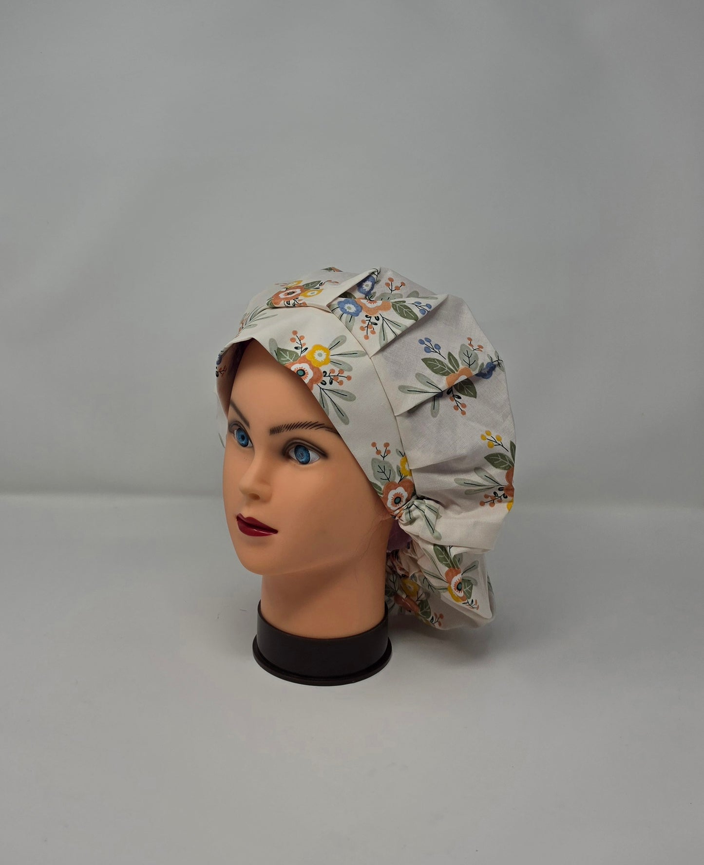Adjustable Bouffant Scrub Cap. Neutral Floral